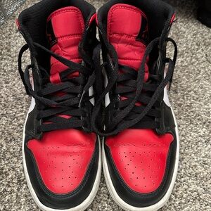 Nike Air Jordan 1 Mid High-Top Shoes Red and Black Color. Mens size 9.5